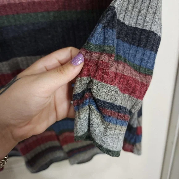 Avenue Womens Sweater Gray Red Green Blue Ribbed Knit Pullover Keyhole 14 16 XL - Picture 5 of 10